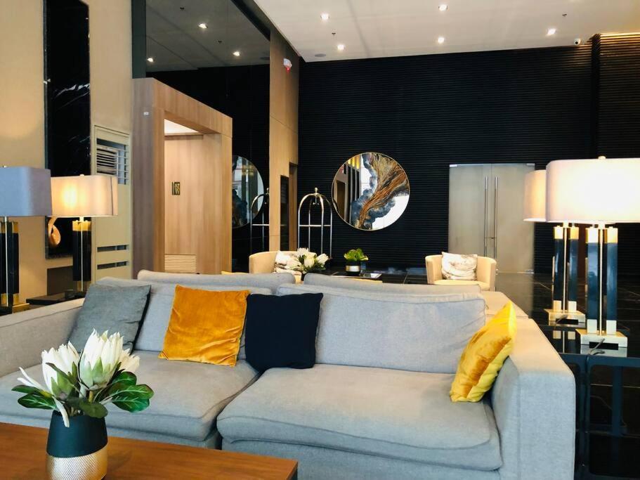 Air Residence 1Br With Balcony Free Netflix And Disney Plus Manila Exterior foto